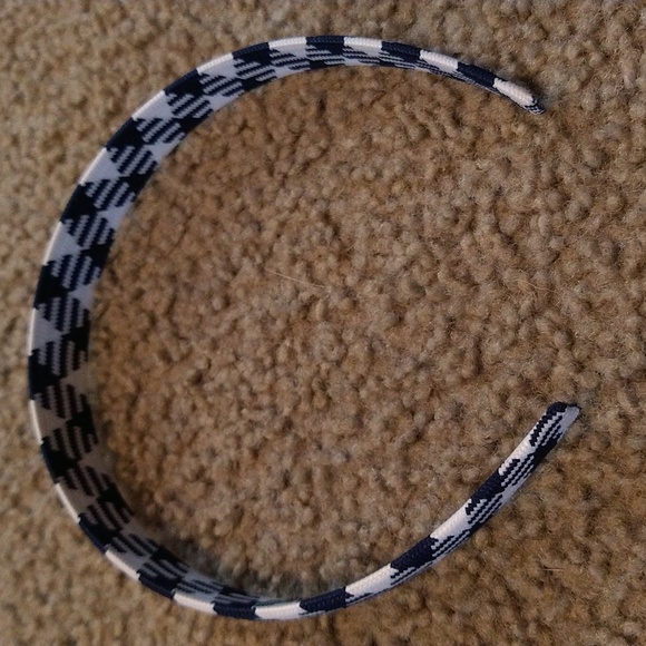 ✨5/$15✨ Headbands/Ponytail Holders - Picture 12 of 15